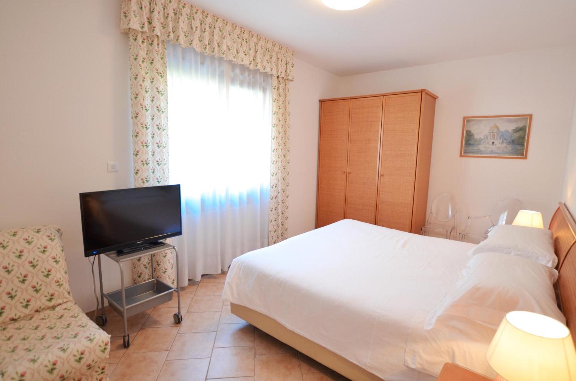 Residence Alle Palme Riva del Garda Room photo